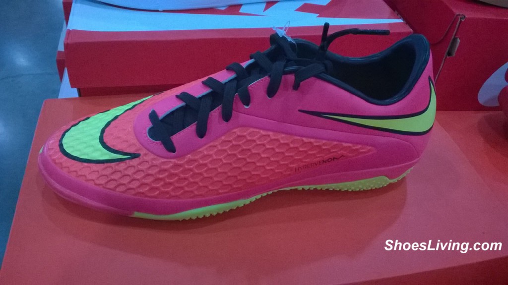 hypervenom phelon ic indoor soccer shoes